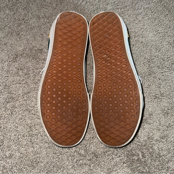 Women’s size 8 - Picture 4 of 4